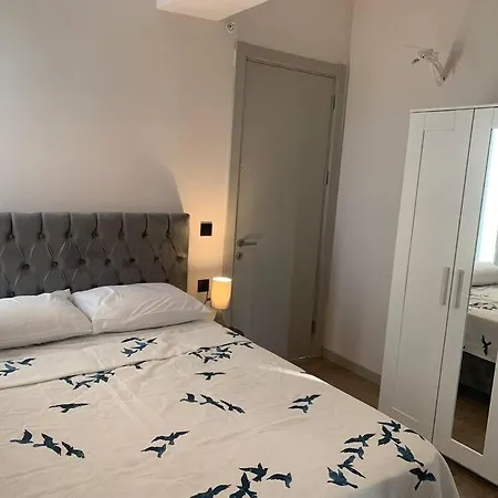 Brand New 2 Bedroom In Luxurious Tower @e5 Road