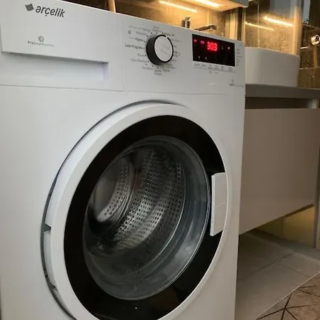 דירה Brand New 2 Bedroom In Luxurious Tower @e5 Road איסטמבול