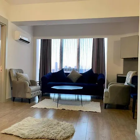 Brand New 2 Bedroom In Luxurious Tower @e5 Road דירה *