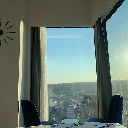 Apartamento Brand New 2 Bedroom In Luxurious Tower @e5 Road